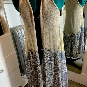 One size Voice of California long sparkly vest